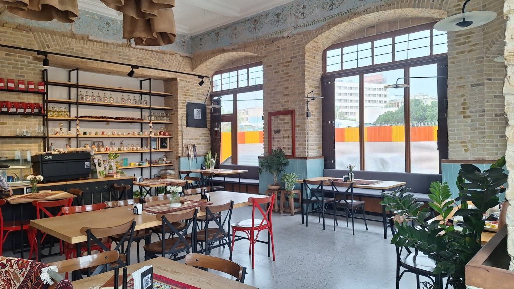 رستوران نزدیک حرم